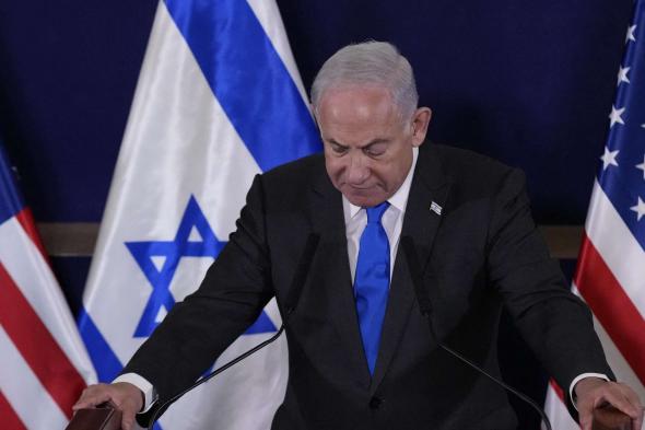 قائدان سابقان بالجيش الإسرائيلي وعضو كنيست يطالبون المحكمة العليا بإعلان عدم أهلية نتنياهو لمنصبه