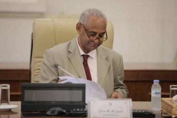 المثير للدهشة أن فيصل محمد صالح شخصياً غادر السودان بعلم السلطات المختصة