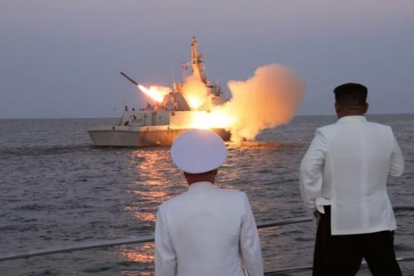 زعيم كوريا الشمالية يدعو القوات البحرية إلى تعزيز الاستعداد الحربي