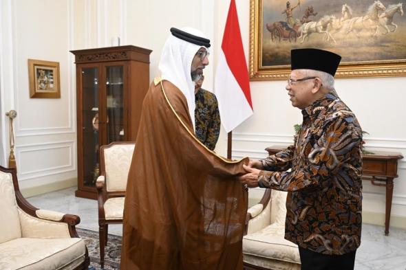 الخليج اليوم .. الإمارات وإندونيسيا تبحثان تعزيز التعاون المشترك في مختلف المجالات
