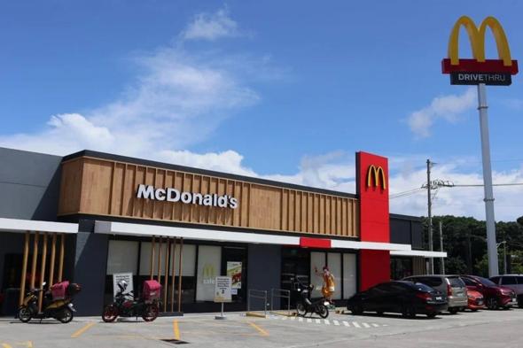 الامارات | "ماكدونالدز" العالمية تنهي عاماً صعباً بسبب المقاطعة