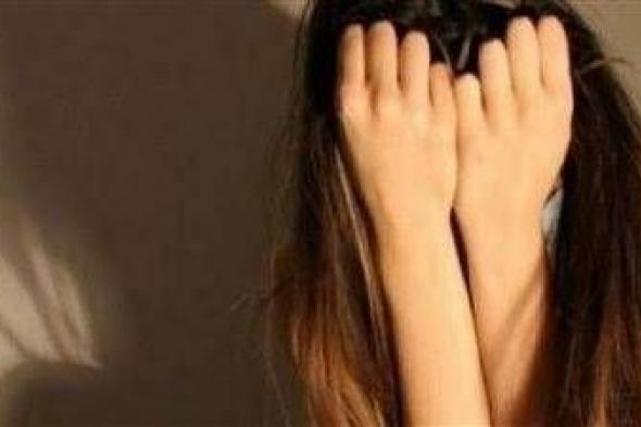 تراند اليوم : تفاصيل اغتصاب فتاة قاصر على يد 7 مصريين في إيطاليا