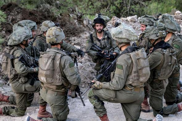 نتيجة لحرب غزة.. الجيش الإسرائيلي يطالب بتمديد الخدمة العسكرية إلى 3 سنوات ورفع سن الاحتياط إلى 45