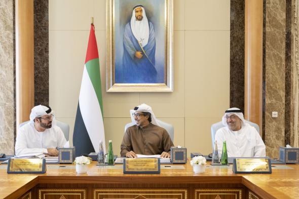 الامارات | المجلس الوزاري للتنمية يستعرض عدداً من المبادرات والتقارير الحكومية لعام 2023