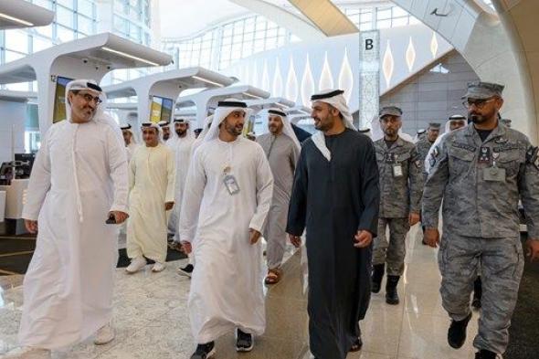 محمد بن حمد بن طحنون يشهد حفل إطلاق المُسمَّى والهوية الجديدة لـ"مطار زايد الدولي"