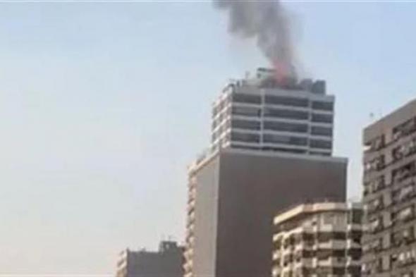 "تهشم التكييفات".. السيطرة على حريق في برج شهير بالمهندسين (صور)