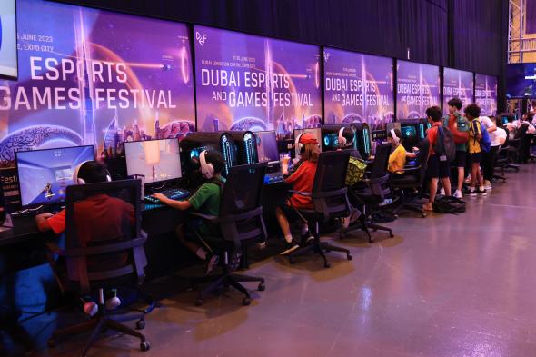الامارات | برعاية أحمد بن محمد.. مهرجان "دبي للألعاب والرياضات الرقمية" ينطلق 19 أبريل
