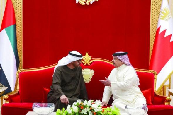 الامارات | رئيس الدولة وملك البحرين يبحثان في المنامة العلاقات الأخوية والمستجدات في المنطقة
