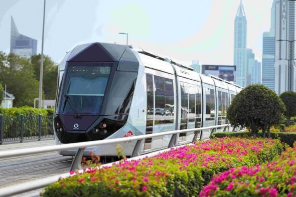الامارات | 702 مليون راكب إجمالي مستخدمي وسائل النقل الجماعي والمشترك والأجرة في دبي العام الماضي
