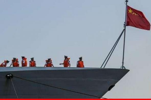 خفر سواحل صينيون يصعدون على متن سفينة تايوانية بعد أيام على انقلاب قارب قضى فيه صينيان