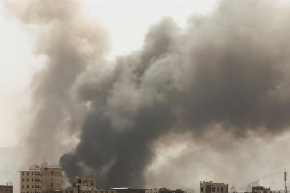 انفجارات في صنعاء وتحليق لمقاتلات حربية