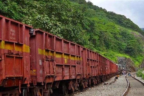 الامارات | الهند: العناية الالهية تتدخل لإيقاف قطار قطع 80 كيلومتراً بدون سائق