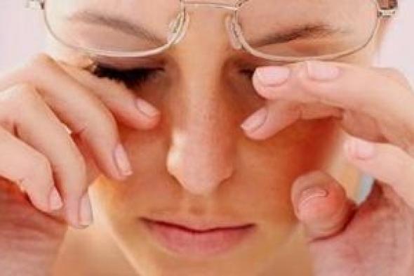 أسباب وعادات تسبب جفاف العيون عند الاستيقاظ