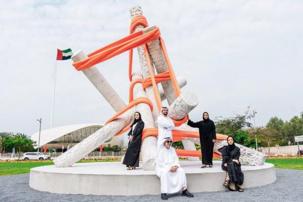 الامارات | منحوتة آسرة تزين دبي.. بتوقيع 5 فنانين إماراتيين
