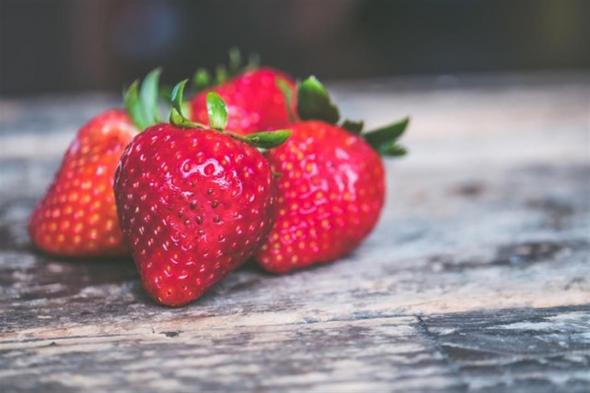 7 فوائد مذهلة لتناول الفراولة.. منها تحسين صحة الكبد وتعزيز المزاج