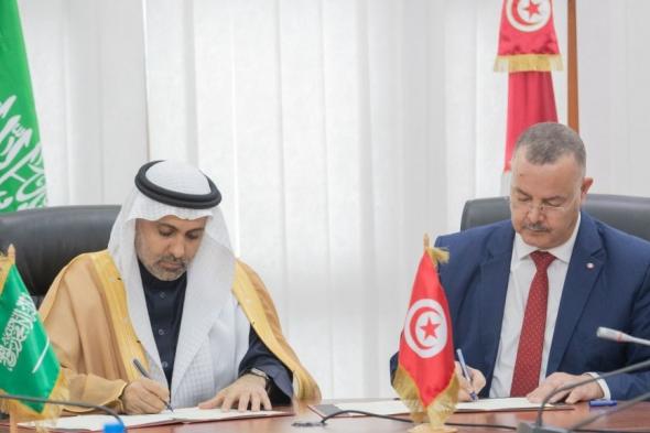 وزير الصحة يبحث أوجه التعاون مع مركز زراعة الأعضاء في تونس