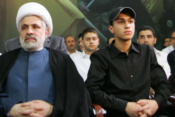 نائب الأمين العام لـ"حزب الله" يحذر إسرائيل من أي حماقة بحق لبنان