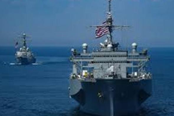 تفاصيل استهداف الحوثي لسفينة أمريكية بعدد من الصواريخ البحرية