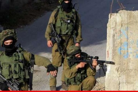 القناة 12 الإسرائيلية: عملية مزدوجة شملت إطلاق نار على موقع عسكري إسرائيلي وتفجير عبوة ناسفة بالضفة الغربية