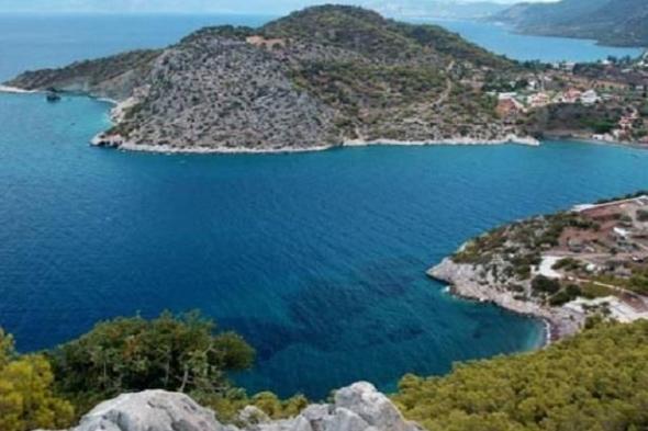 تركيا واليونان تجريان تدريبًا لكشف الألغام البحرية