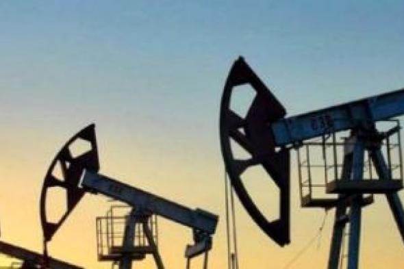 انخفاض المخزون التجارى النفطى ليصل إلى 2776 مليون برميل