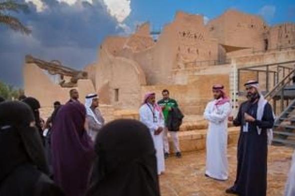 الخليج اليوم .. 13 مليار دولار جذبتها السعودية من الاستثمار في السياحة
