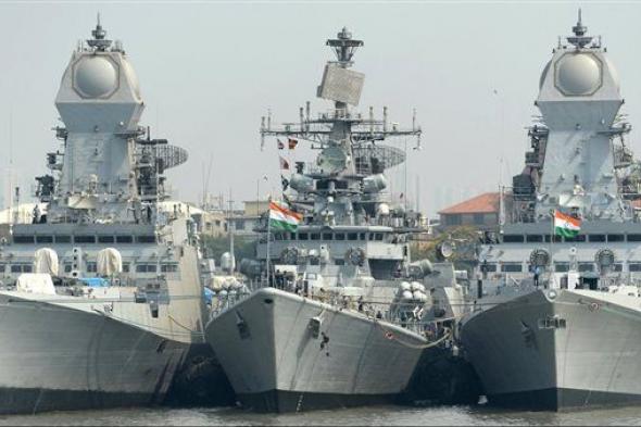 البحرية الهندية تحبط مخطط قراصنة صوماليين لاختطاف سفن