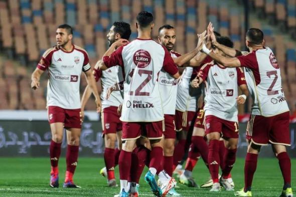 الاهلي يجدد عقد “الساحر” لمدة موسمين