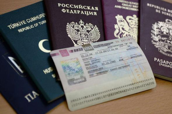 روسيا تدرس ضم مصر إلى قائمة الدول المتاح لمواطنيها الحصول على تأشيرة إلكترونية لزيارتها