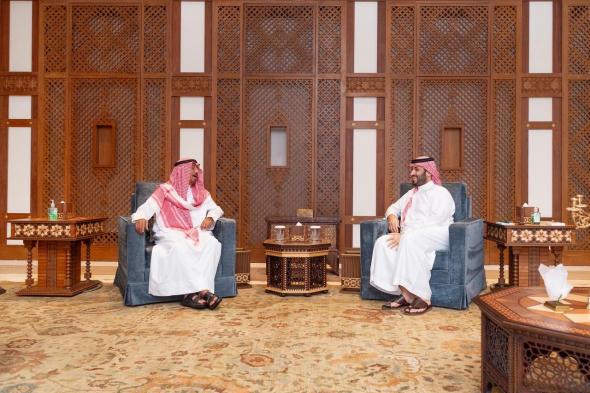 السعودية | ولي العهد يستقبل رئيس مجلس الوزراء بدولة الكويت