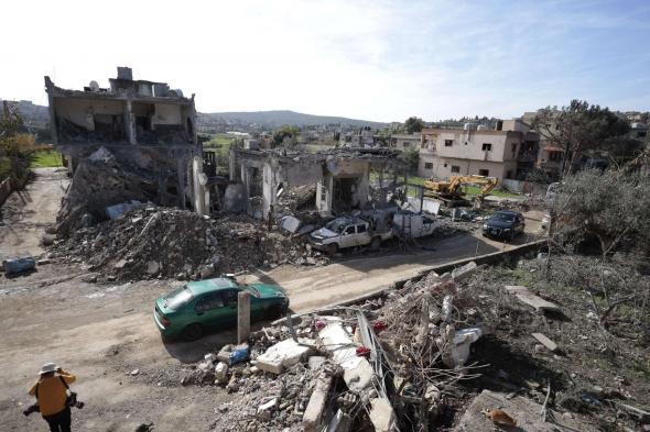 الطيران الحربي الإسرائيلي يقصف بلدة العسيرة في مدينة بعلبك شرقي لبنان