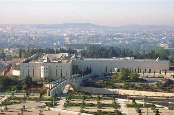 إعلام عبري: المحكمة العليا أمرت بتجميد ميزانية المدارس الدينية التي لا يلتحق طلابها بالتجنيد
