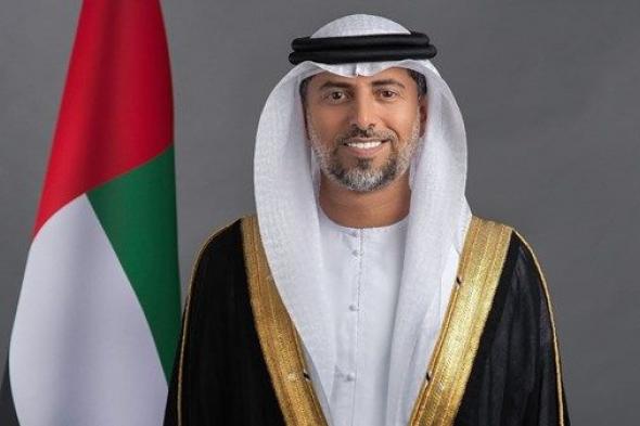 سهيل المزروعي: يوم زايد للعمل الإنساني يعكس التزام الإمارات بالقيم الإنسانية