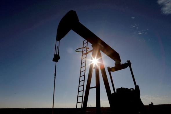 أمريكا تعلق مشتريات النفط لحساب الاحتياطي الاستراتيجي