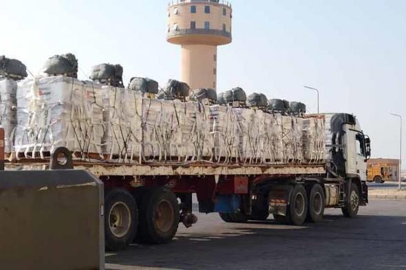 عبر معبر إيرز وميناء أسدود.. الاحتلال يقرر زيادة المساعدات لغزة فورًا