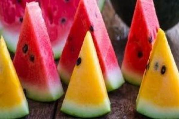 مع اقتراب فصل الصيف.. تعرف على الفوائد الصحية لتناول البطيخ