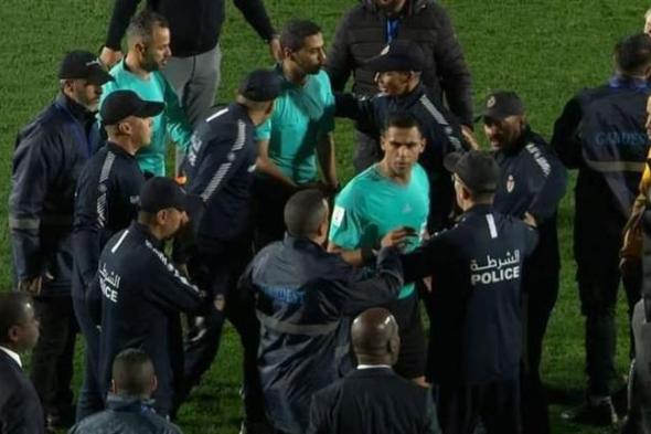 "لا يصح".. أول تحرك من اتحاد الكرة بعد الاعتداء على الحكم محمد معروف