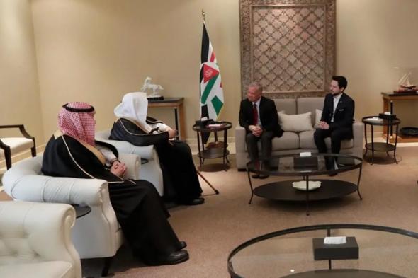 ملك الأردن يستقبل رئيس مجلس الشورى