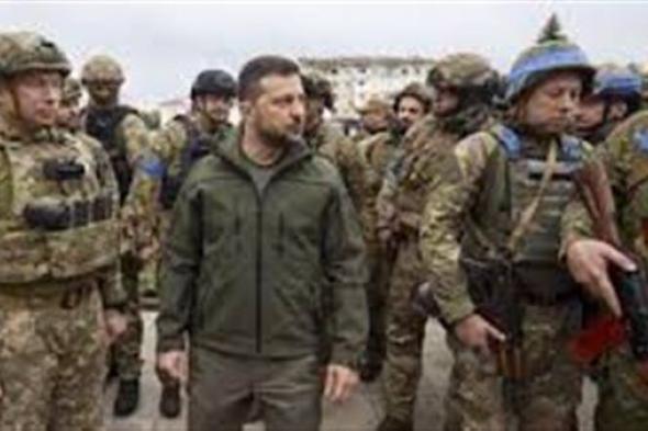 أوكرانيا: مقتل 13 شخصا في هجوم روسي على مدينة تشيرنيهيف