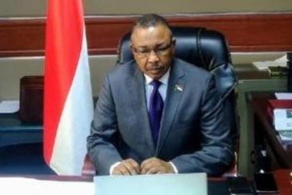 التلفزيون السودانى: إنهاء تكليف وزير الخارجية على الصادق