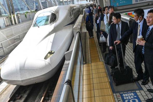 الامارات | ثعبان يعطّل حركة قطار فائق السرعة في اليابان