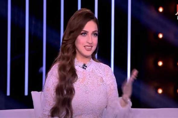 ياسمين عز تفاجئ جمهورها بمسابقة جديدة في برنامج "كلام الناس"