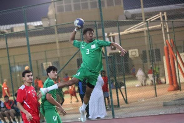 الامارات | "أبيض اليد" يدشن دورة الألعاب الخليجية للشباب بلقاء عمان