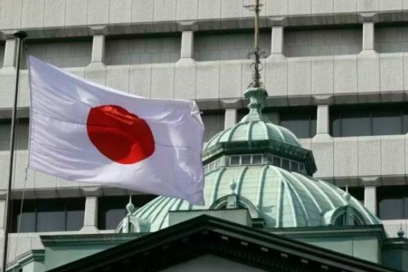محافظ بنك اليابان يشير إلى رفع أسعار الفائدة إذا استمر التضخم في الارتفاع