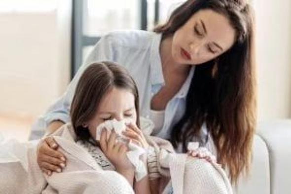 طبيب أطفال يوضح أعراضا تدل على إصابة طفلك بحساسية الأنف