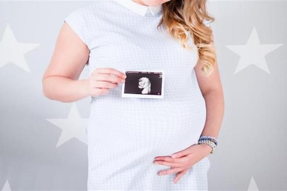 4 طرق لحماية الجلد أثناء الحمل