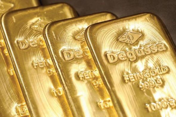 تراجع حاد لأسعار الذهب في مستهل تعاملات الأسبوع