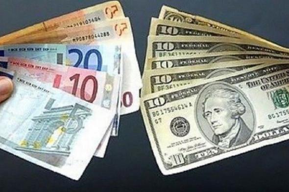 انخفاض الدولار وارتفاع اليورو واليوان أمام الروبل الروسي