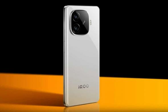 الكشف رسميًا عن هاتف iQOO Z9 Turbo الرائد الجديد.. إليكم مواصفاته