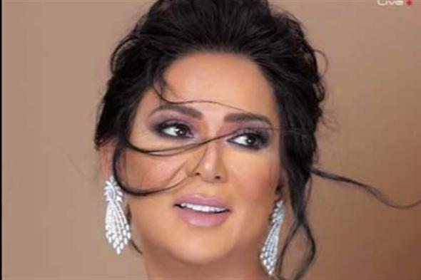 نقل الفنانة نوال الكويتية للمستشفى بعد تعرضها لوعكة صحية